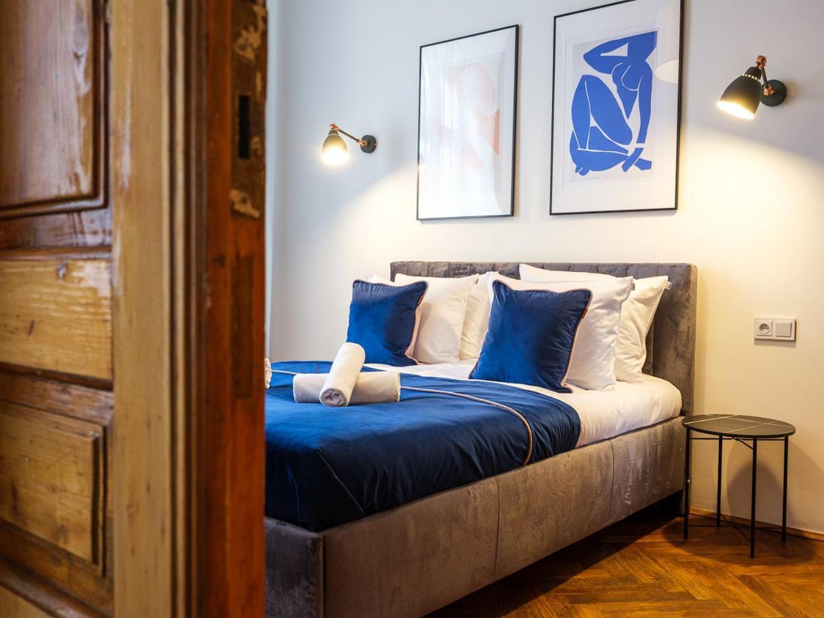 By Tyzenhauz Apartament *